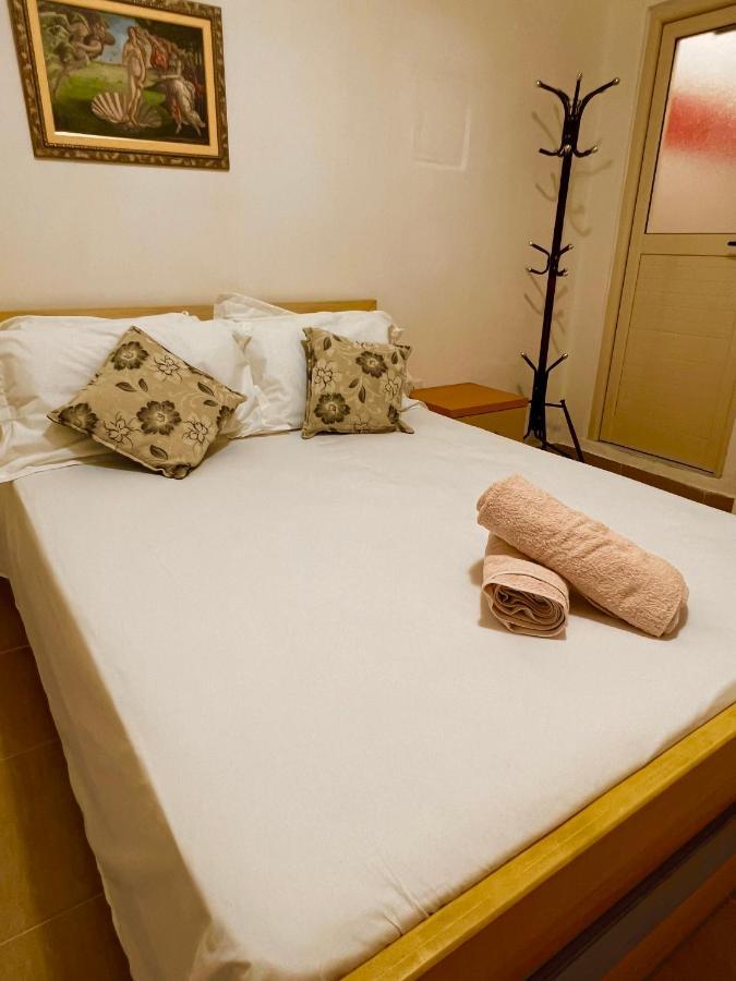 Sana Apartment ساراندا المظهر الخارجي الصورة